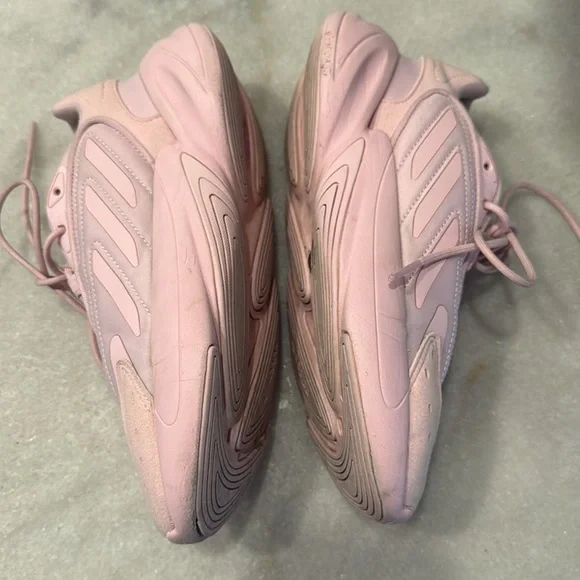 Women's Pink Adidas Sneakers Ozelia 5.5 - Picture 5 of 5